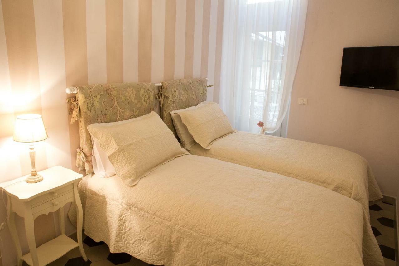 Luxury Apartment Residence La Fontana Лука Екстериор снимка